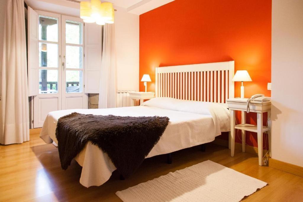 Gastro Hotel La Giraldilla Liérganes الغرفة الصورة